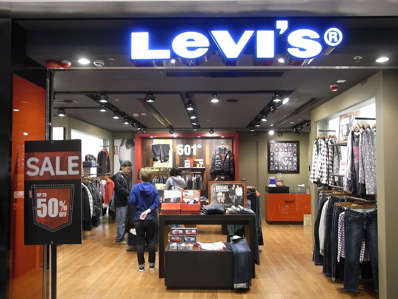 levi's store in quest mall